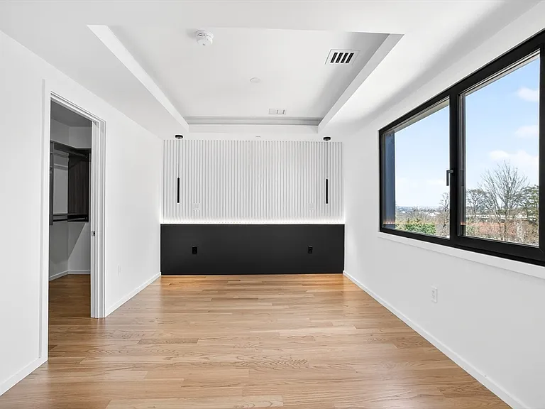 15 Algonquin Rd #2 — Photo 11