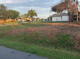 431 Spring Lake Blvd NW, Port Charlotte, FL 33952