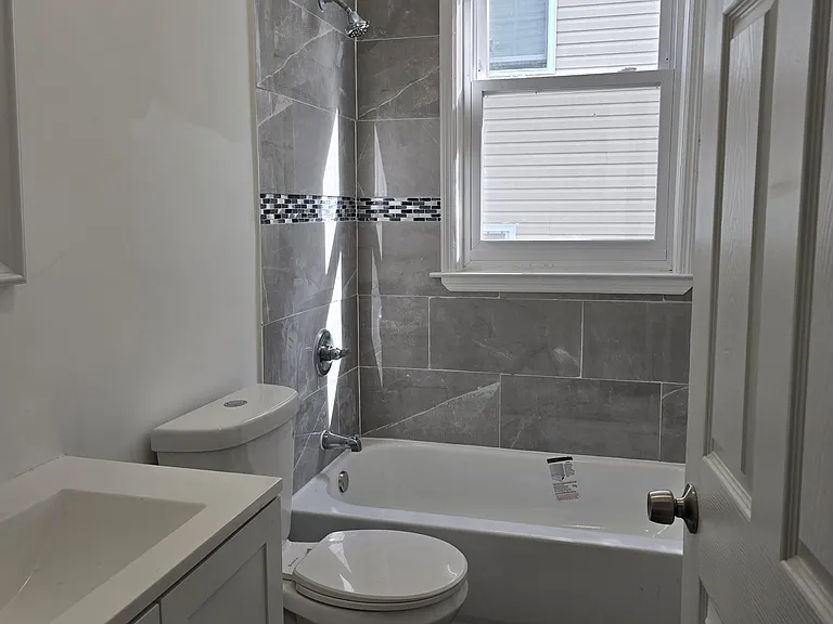 782 Bergen St #1 — Photo 8