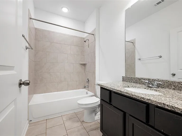 5146 Veranda Ter — Photo 33