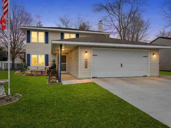 1602 Dover St, Iowa City, IA 52240