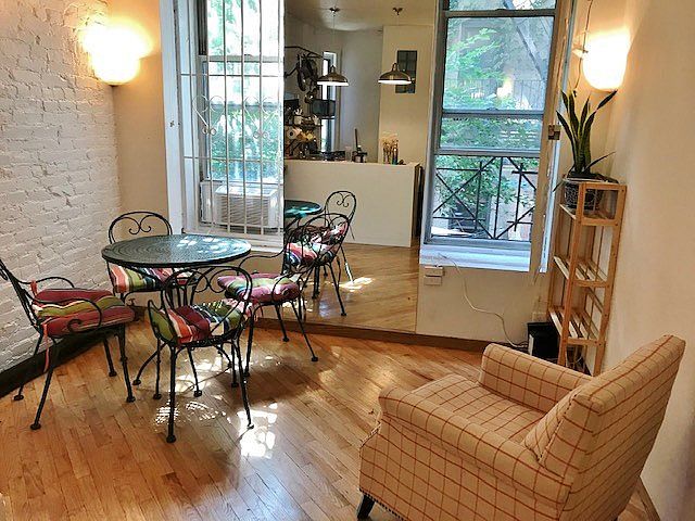 1st image of 322 E 11th St APT 3