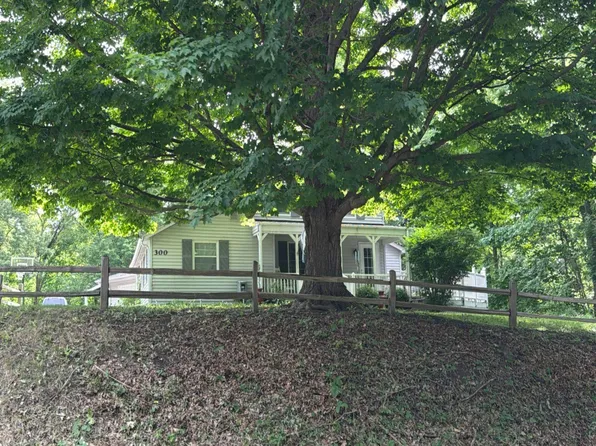 300 N Seymour Rd, Flushing, MI 48433