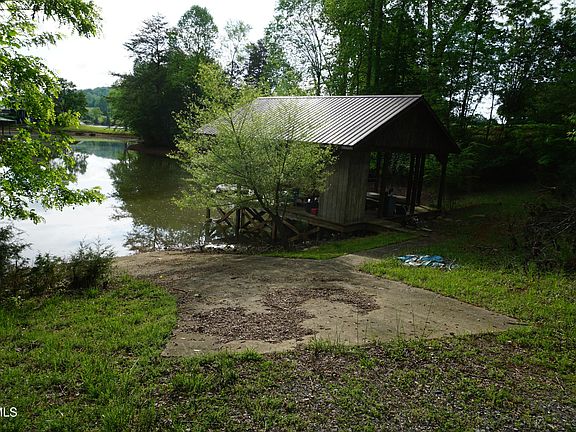 2nd image of 500 Candy Creek Private Dr