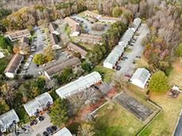 4093 Greene Haven Dr, Winston Salem, NC 27107