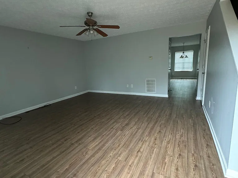 8430 Carlington Ln — Photo 3