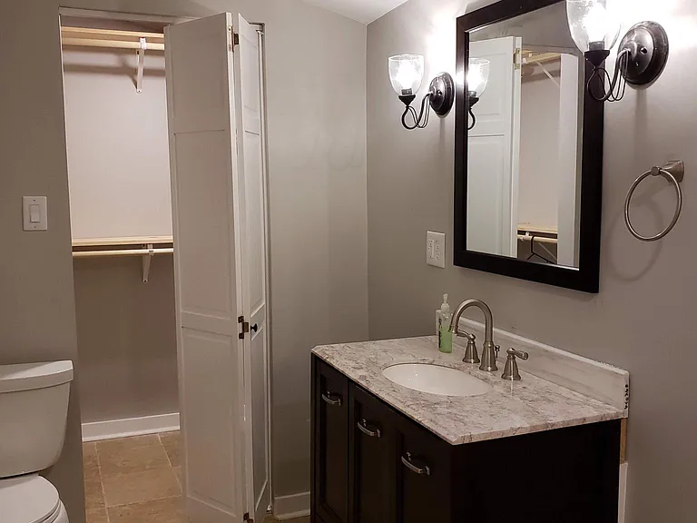 5907 Robertson Ave — Photo 10