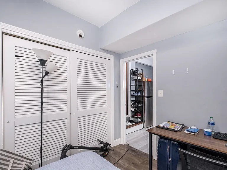 4 Wigglesworth St #B — Photo 2
