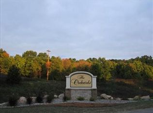 6740 Apple Blossom Ln, Kalamazoo, MI 49009