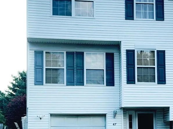 47 Gristmill Ln, Pine Hill, NJ 08021