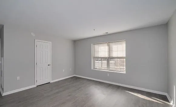 227 W 4th St #2A — Photo 17
