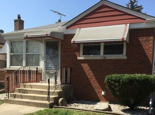 2564 Maple St, River Grove, IL 60171