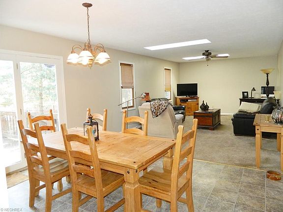 4th image of 1321 Vantage Way