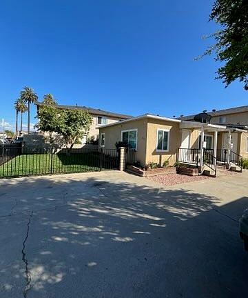 2nd image of 511 S Montebello Blvd #511
