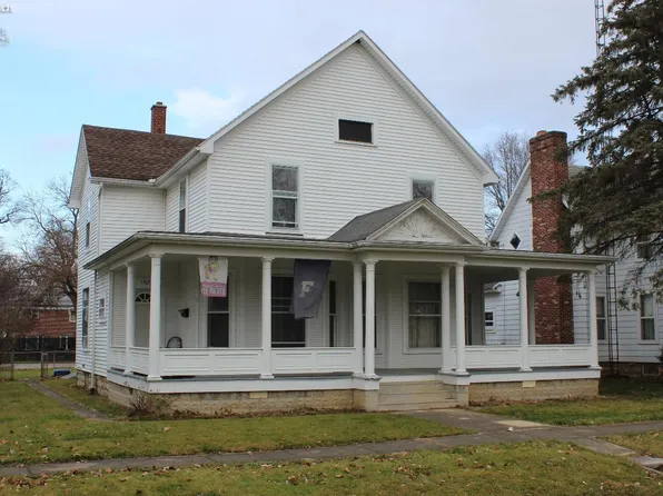 1328 McPherson Blvd, Fremont, OH 43420