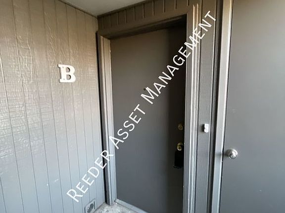 4th image of 4114 S Blue Jay St #B