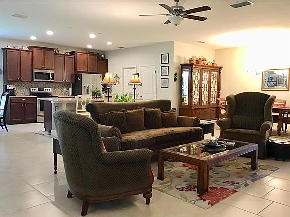 2nd image of 218 River Vale Ln