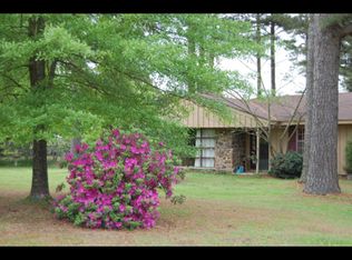 2407 S Evans Rd, Pine Bluff, AR 71602