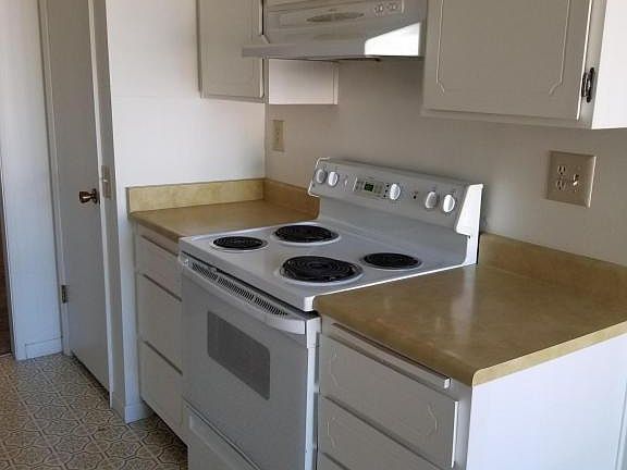 5th image of 9538 W Willowbrook Dr