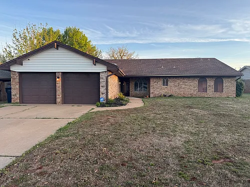 2309 NW 114th St Photo 1