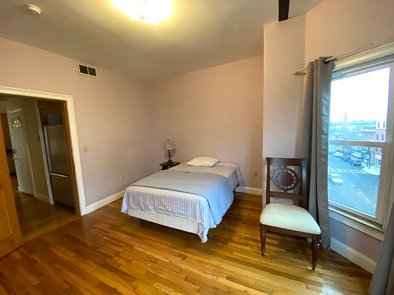 1031 Tremont St #4 — Photo 8