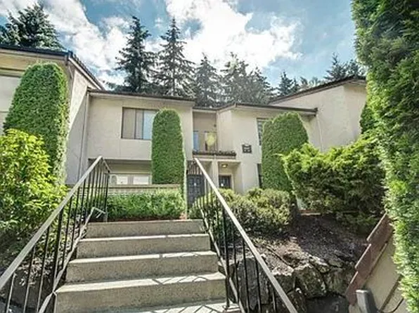 10407 NE 32nd Pl, Bellevue, WA
