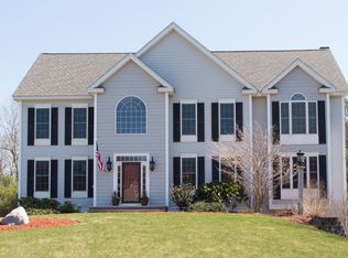 44 Bear Hill Rd, Windham, NH 03087