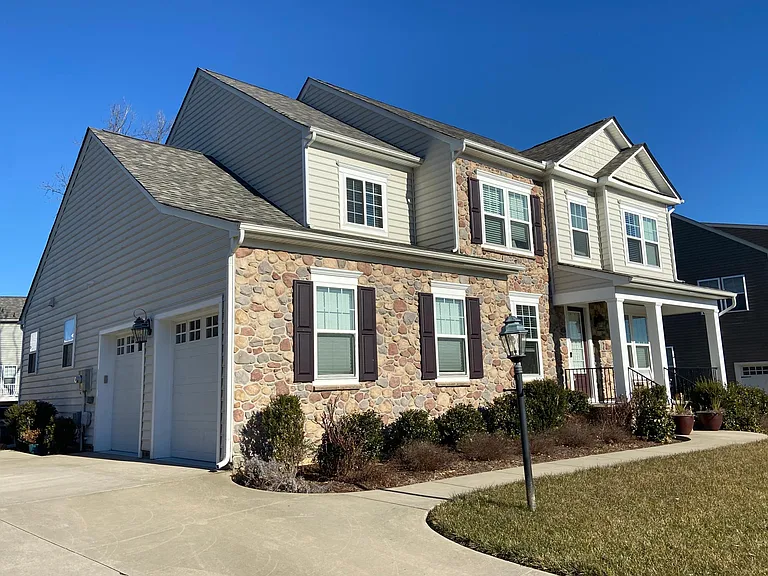 5029 Hickory Meadows Pl — Photo 2