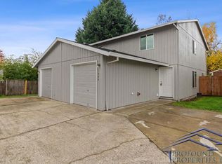 1444 NE Thomas Ct, Hillsboro, OR