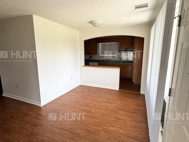 293 Camellia Dr — Photo 3