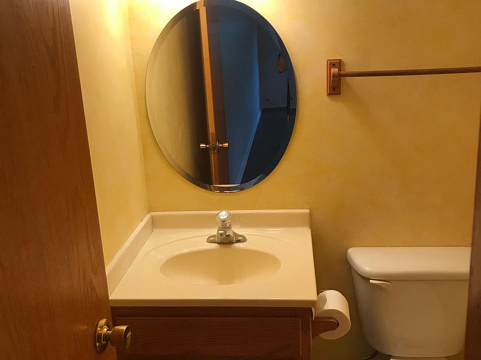 1st image of 1782 Queensbury Cir