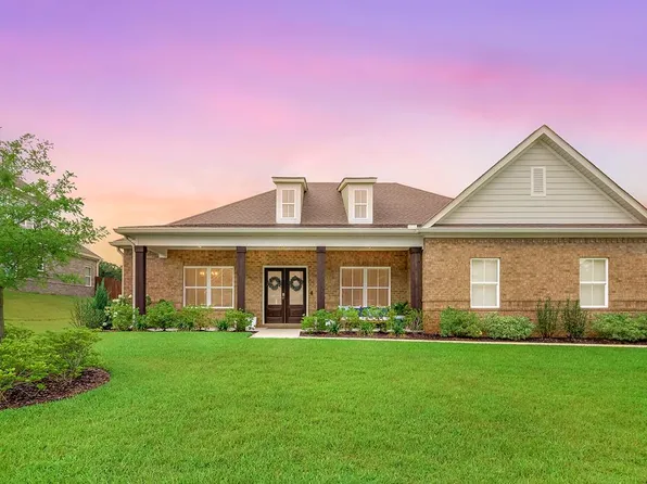 650 Charleston Mills Dr, Midland City, AL 36350