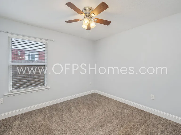 824 Valley Rd — Photo 22