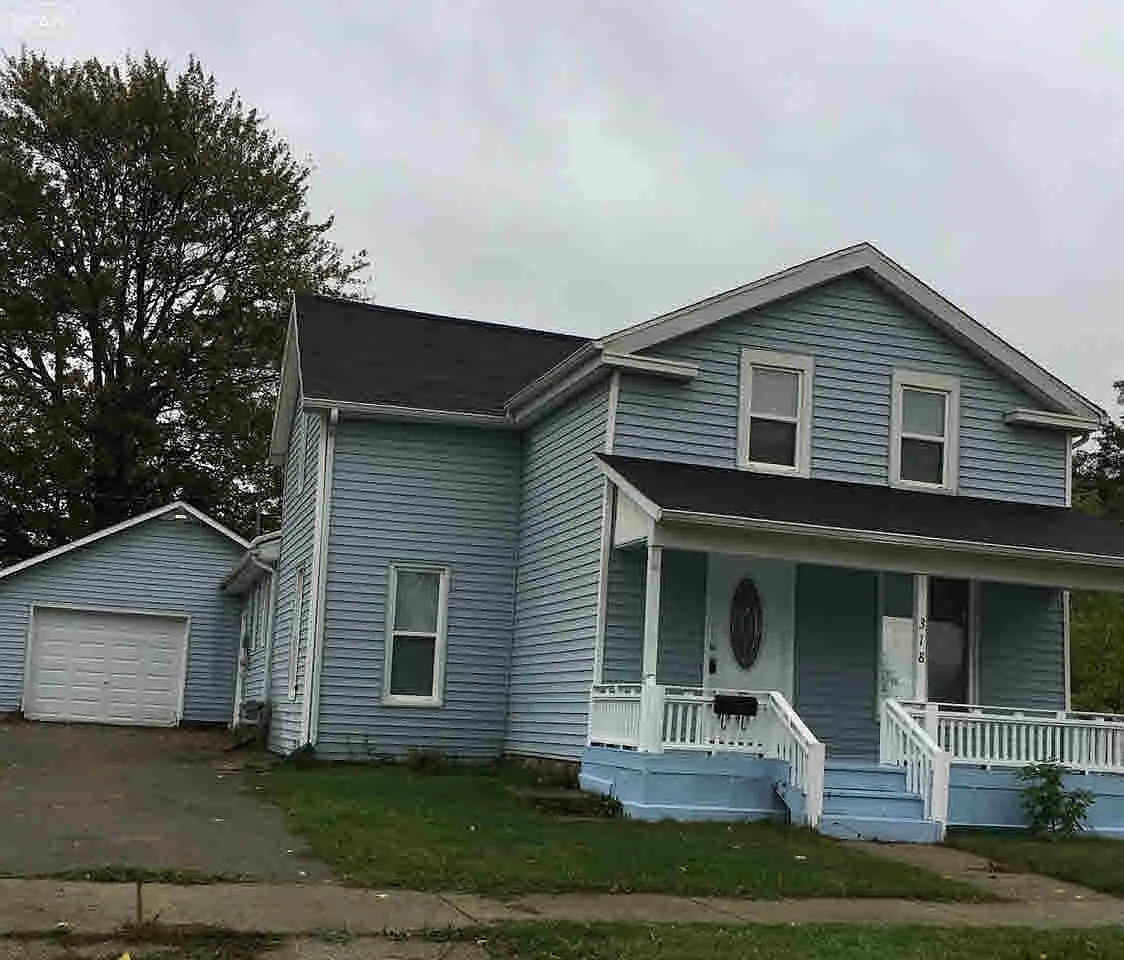 318 E State St photo 1
