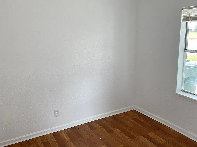 2500 Orange St — Photo 3