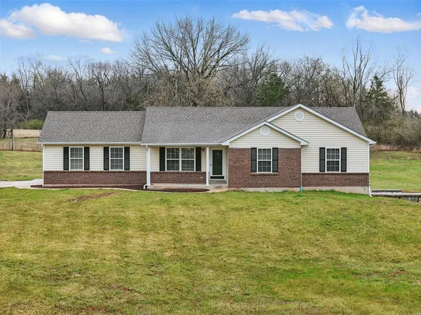 2589 Opal Ln, Troy, MO 63379