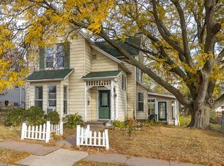 2085 Rosedale Ave, Dubuque, IA 52001