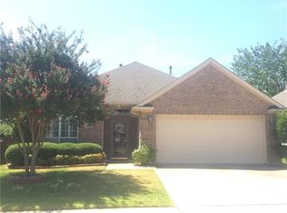 2908 Windstone Ct, Bedford, TX 76021