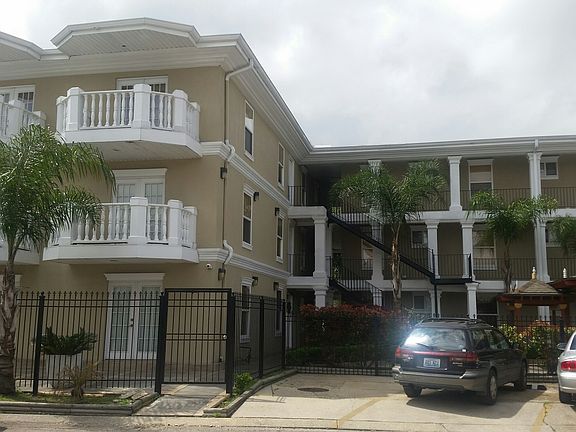 2nd image of 2601 Amelia St APT 202