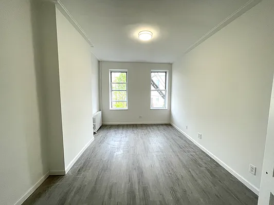 Rented by Compass | media 19