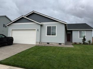 1083 Clemson St, Woodburn, OR 97071