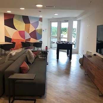 Picasso Brentwood — Photo 20