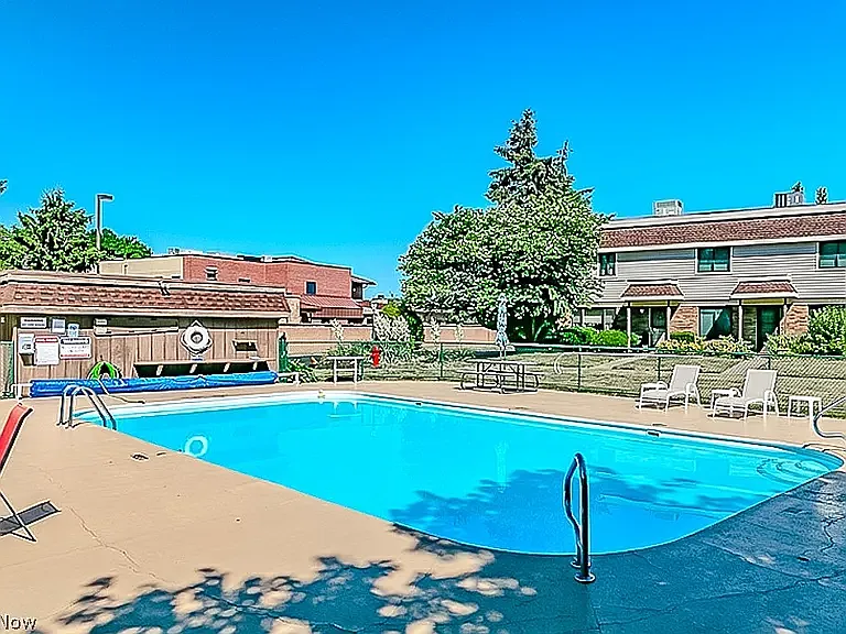 7050 Chillicothe Rd #D1 — Photo 5