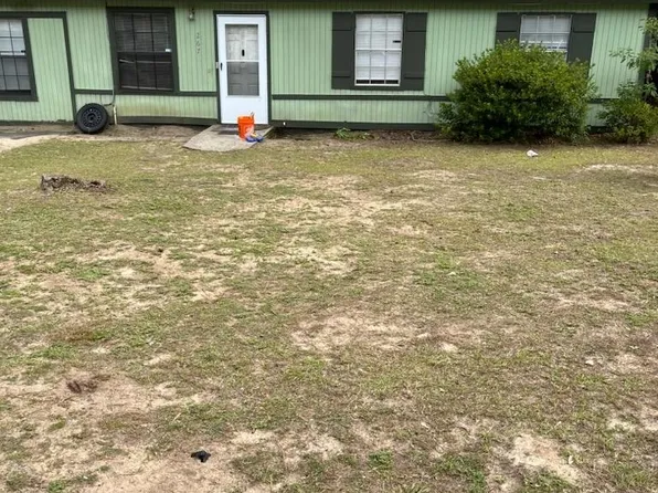 267 White Dr, Tallahassee, FL 32304