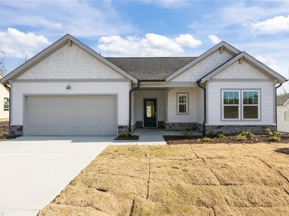 3531 Spring Hope Ct, Kernersville, NC 27284