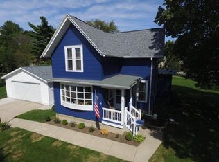 427 E Lake St, Lake Mills, WI 53551