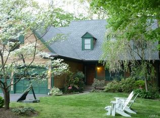 45 Abbey Rd, Fairfield, CT 06824