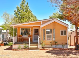 2705 Rustlers Roost Rd, Overgaard, AZ 85933