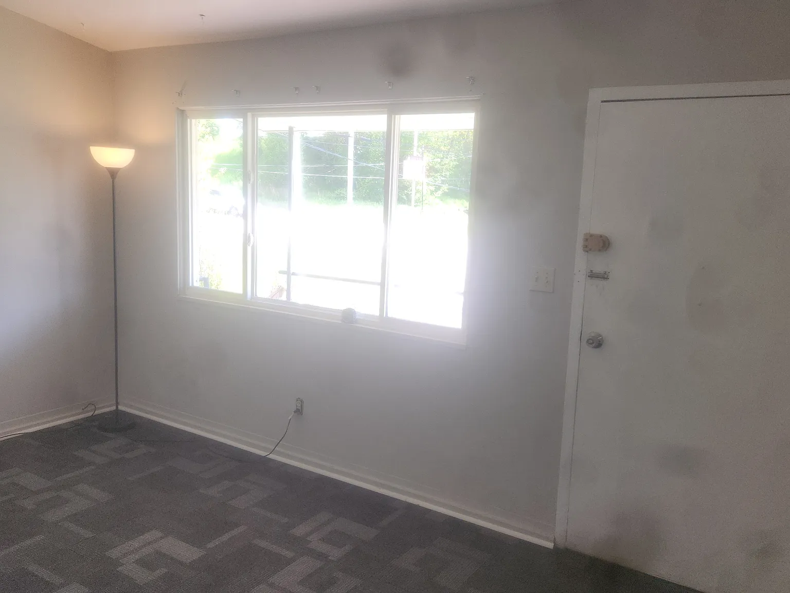 2 bed, 700 sqft, $795 — Photo 1