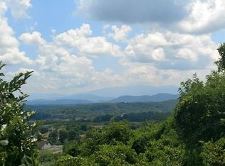 312 Saddleback Way, Sevierville, TN 37862